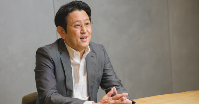 リーダーシップとコミュニケーションを習得する